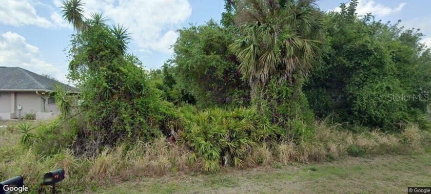 The property offers 10,000 square feet (approximately 0.23 - Beach Lot for sale in Port Charlotte, Florida on Beachhouse.com