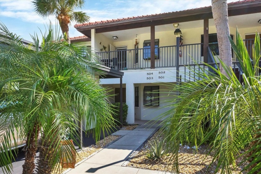 Gated - Worry Free Living!!!!!  Welcome to this inviting - Beach Condo for sale in Englewood, Florida on Beachhouse.com