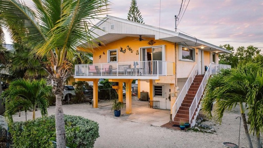 FLORIDA KEYS LIVING AT IT'S BEST!! COME LIVE THE FLORIDA KEYS - Beach Home for sale in Key Largo, Florida on Beachhouse.com