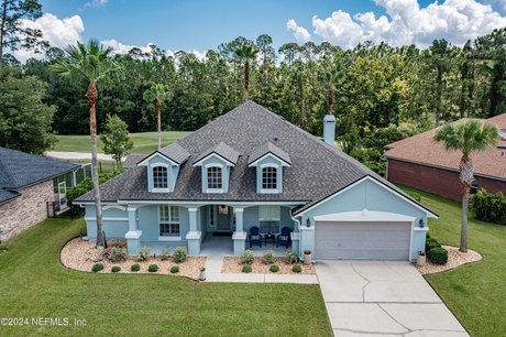 Ready to live the country club lifestyle? This is the perfect - Beach Home for sale in Fleming Island, Florida on Beachhouse.com