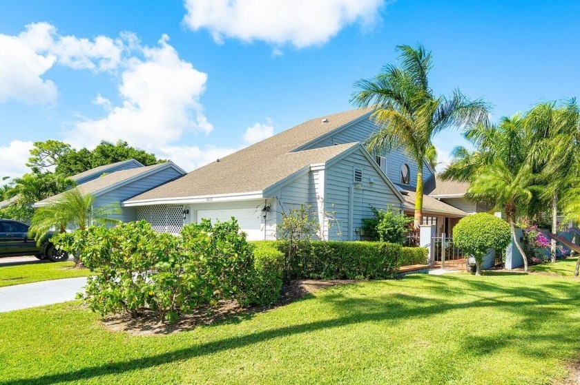 Welcome home to this spacious and inviting 4-bedroom, 3-bathroom - Beach Home for sale in West Palm Beach, Florida on Beachhouse.com