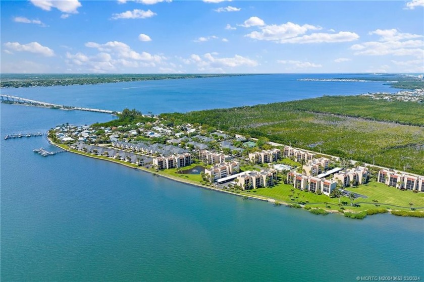 Premium Waterfront Property w/panoramic views of the Indian - Beach Condo for sale in Jensen Beach, Florida on Beachhouse.com