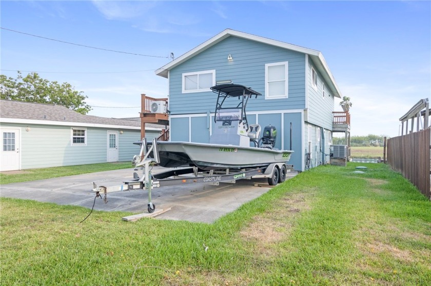 Four Bedrooms | Two Separate Residences | Canal front Upstairs - Beach Home for sale in Rockport, Texas on Beachhouse.com