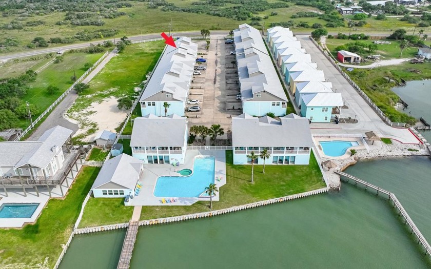 Welcome to Copano Bay! Completely remodeled in 2018, this - Beach Condo for sale in Rockport, Texas on Beachhouse.com