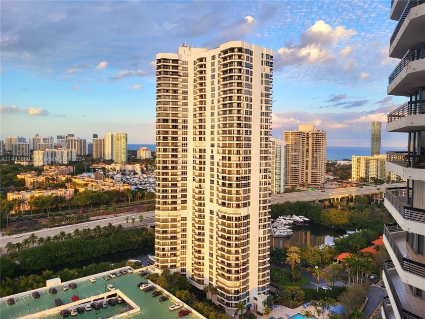 PARTIAL OCEAN VIEW OWNER MOTIVATED - EASY TO VIEW - PRICE - Beach Condo for sale in Aventura, Florida on Beachhouse.com