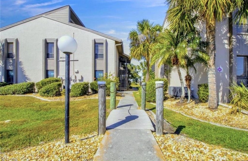 What a FANTASTIC Opportunity at a GREAT price!! THIS is the Deep - Beach Home for sale in Punta Gorda, Florida on Beachhouse.com