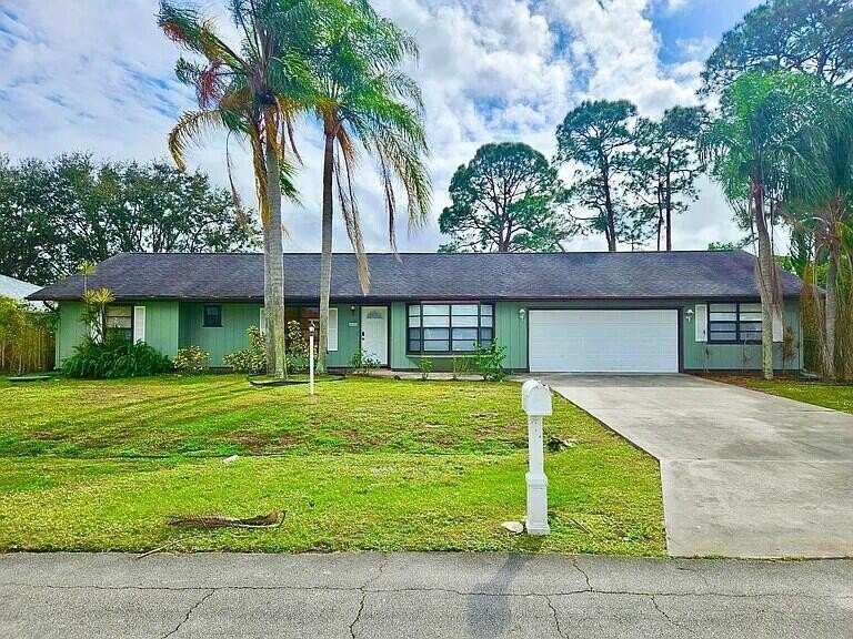 Beautiful - Beach Home for sale in Port Saint Lucie, Florida on Beachhouse.com