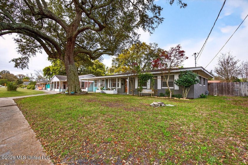 Coastal Living at Its Finest! You do NOT want to miss this - Beach Home for sale in Gulfport, Mississippi on Beachhouse.com