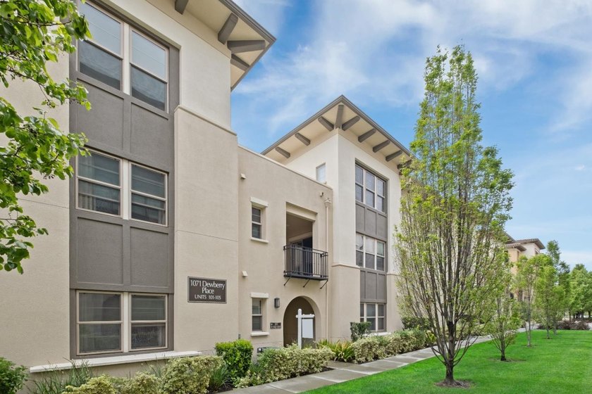 *Set within a Community of the award-winning neighborhood, this - Beach Townhome/Townhouse for sale in San Jose, California on Beachhouse.com