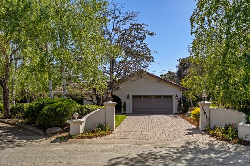 Enjoy Corral de Tierra living in this beautifully updated 3 - Beach Home for sale in Salinas, California on Beachhouse.com