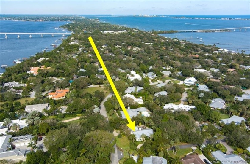 Imagine your dream home in highly sought-after South Sewall's - Beach Home for sale in Sewalls Point, Florida on Beachhouse.com