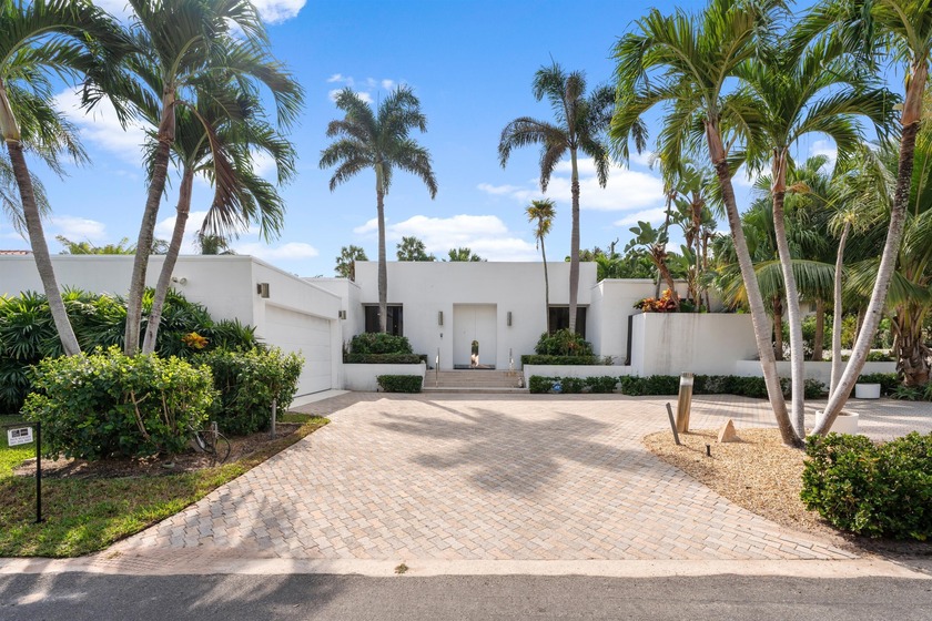 Beautiful contemporary estate on one of the best North End - Beach Home for sale in Palm Beach, Florida on Beachhouse.com