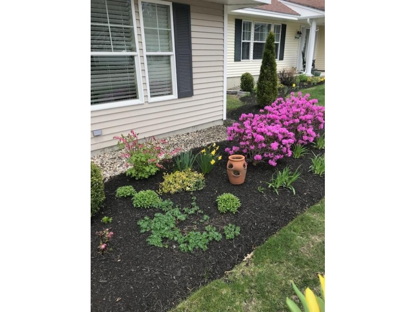 Make this lovely, spacious condo at Cider Hill yours today!  The - Beach Condo for sale in Old Orchard Beach, Maine on Beachhouse.com