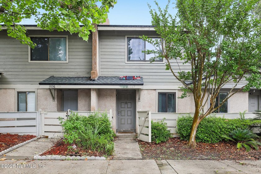 PRICED TO SELL - Welcome to this beautifully updated 2-bedroom - Beach Condo for sale in Jacksonville, Florida on Beachhouse.com