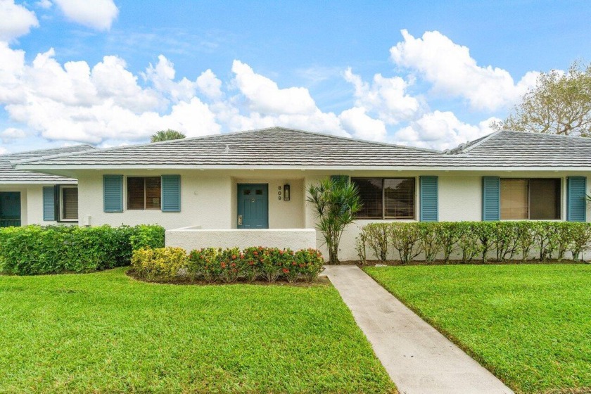 Don't miss this great opportunity! This well-maintained - Beach Home for sale in Palm Beach Gardens, Florida on Beachhouse.com