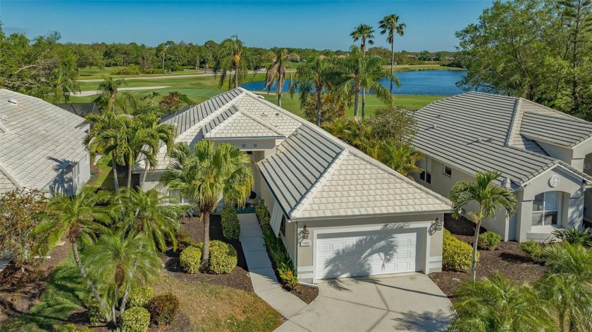 Your private golf course retreat awaits! Nestled in the - Beach Home for sale in University Park, Florida on Beachhouse.com