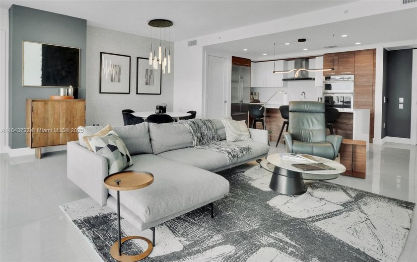 Absolute best downtown address in the heart of Ft.Lauderdale! - Beach Condo for sale in Fort Lauderdale, Florida on Beachhouse.com