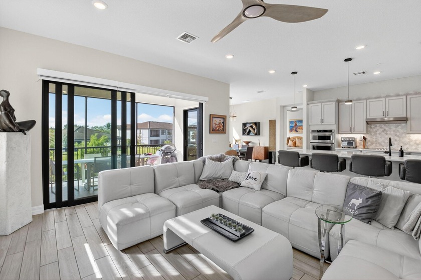 Exquisite 3-bedroom, 2.5-bath condo in a premier 55+ community - Beach Condo for sale in Boca Raton, Florida on Beachhouse.com