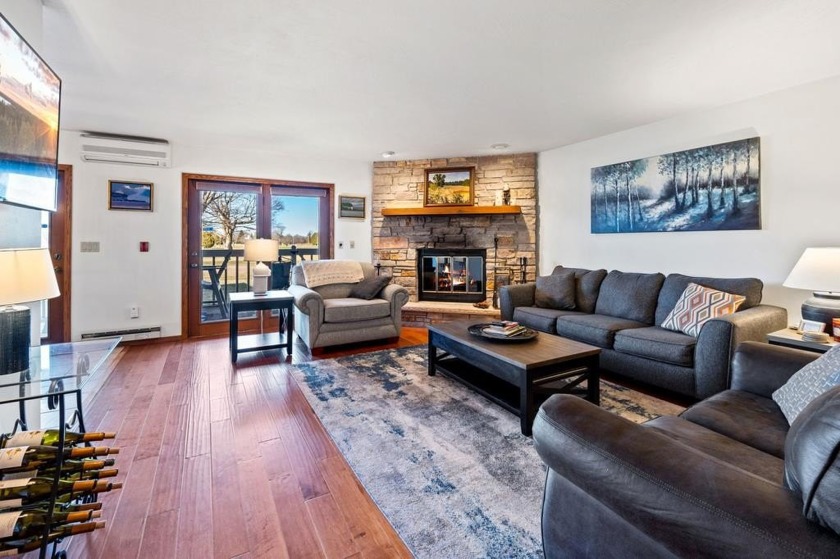 Beautifully updated condo offered fully furnished. This would - Beach Condo for sale in Baileys Harbor, Wisconsin on Beachhouse.com