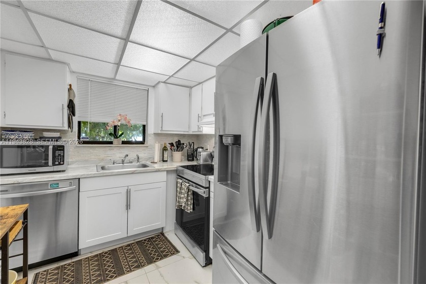 Live the South Florida lifestyle in this beautifully remodeled - Beach Condo for sale in Pompano Beach, Florida on Beachhouse.com