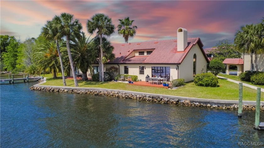 Welcome to your slice of paradise at Casa Rio Condominiums - Beach Condo for sale in Crystal River, Florida on Beachhouse.com