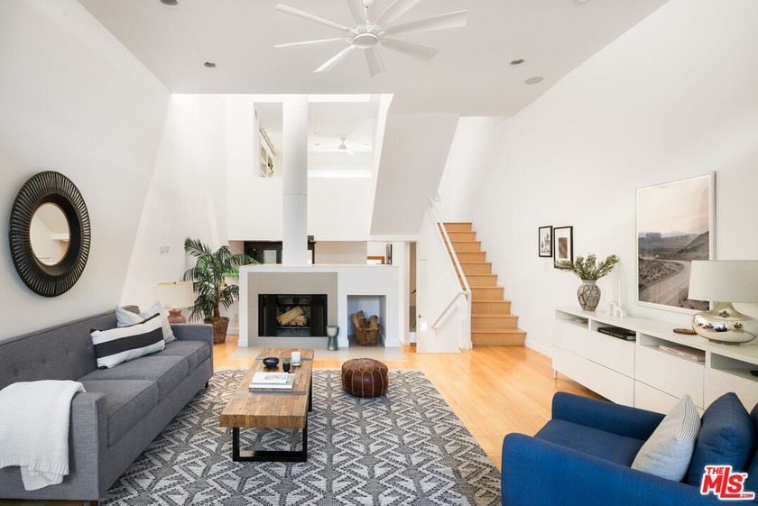 Nestled on a tree-lined street in a tranquil pocket of Sunset - Beach Condo for sale in Santa Monica, California on Beachhouse.com