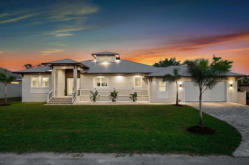 This custom home combines modern design in a prime location just - Beach Home for sale in Venice, Florida on Beachhouse.com