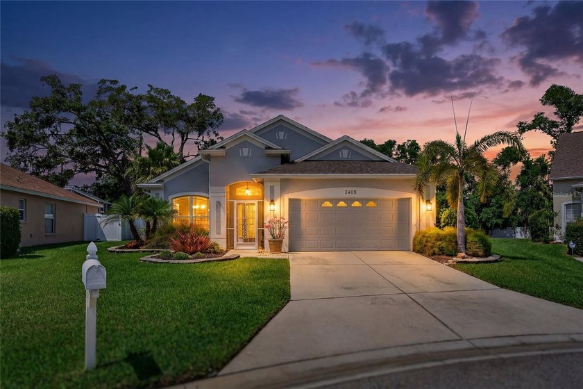 Under contract-accepting backup offers. Welcome to this - Beach Home for sale in Bradenton, Florida on Beachhouse.com