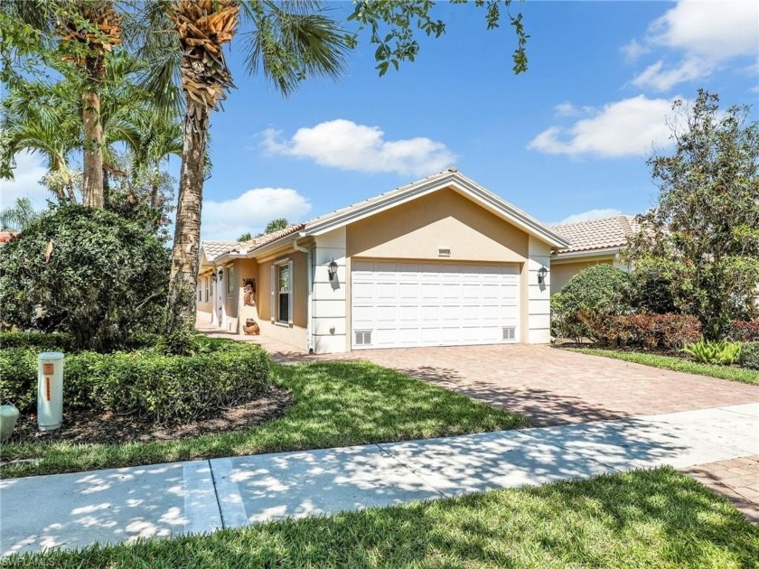 Discover this inviting, fully furnished VillageWalk of Bonita - Beach Home for sale in Bonita Springs, Florida on Beachhouse.com