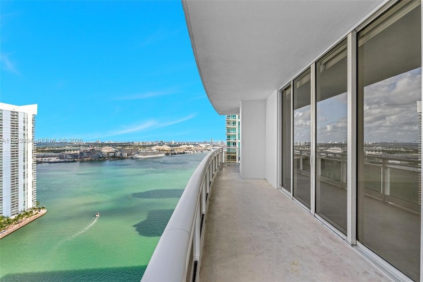 Modern, bright, & spacious unit with breathtaking direct water - Beach Condo for sale in Miami, Florida on Beachhouse.com