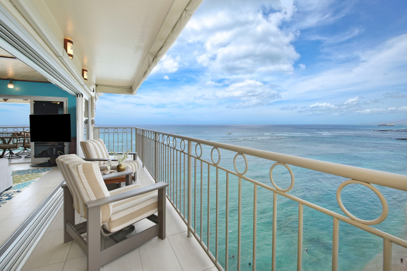 Oceanfront Island Living at its Finest! Unbeatable Panoramic - Beach Vacation Rentals in Honolulu, Hawaii on Beachhouse.com