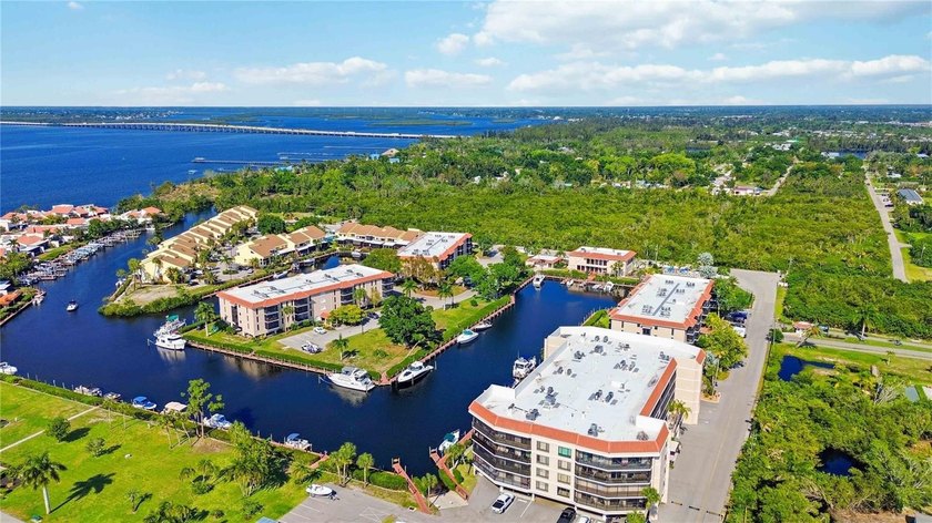 MOTIVATED SELLER! SELLER FINANCE AVAILABLE with 20% down - Beach Condo for sale in Punta Gorda, Florida on Beachhouse.com