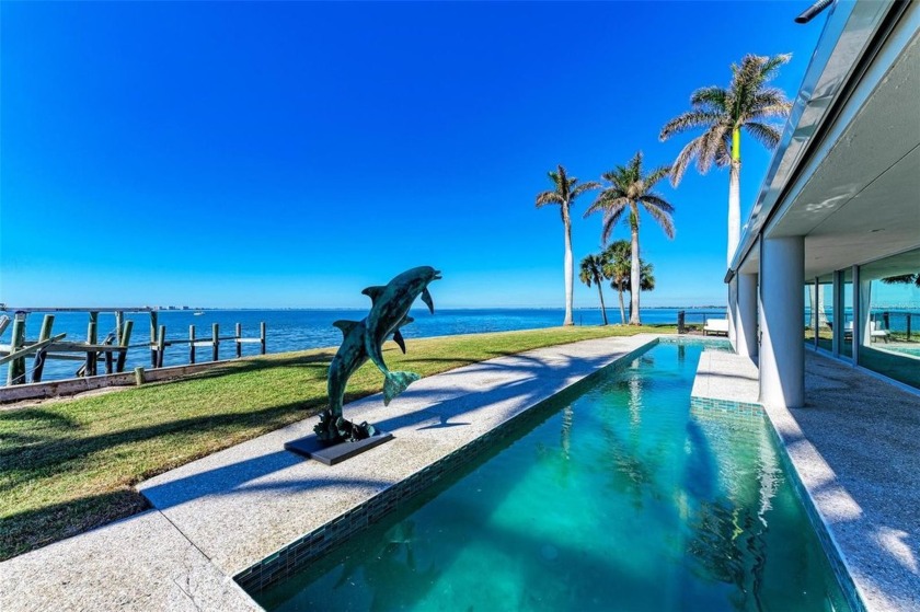 Exquisite Sarasota bayfront estate. Iconic modern design with - Beach Lot for sale in Sarasota, Florida on Beachhouse.com