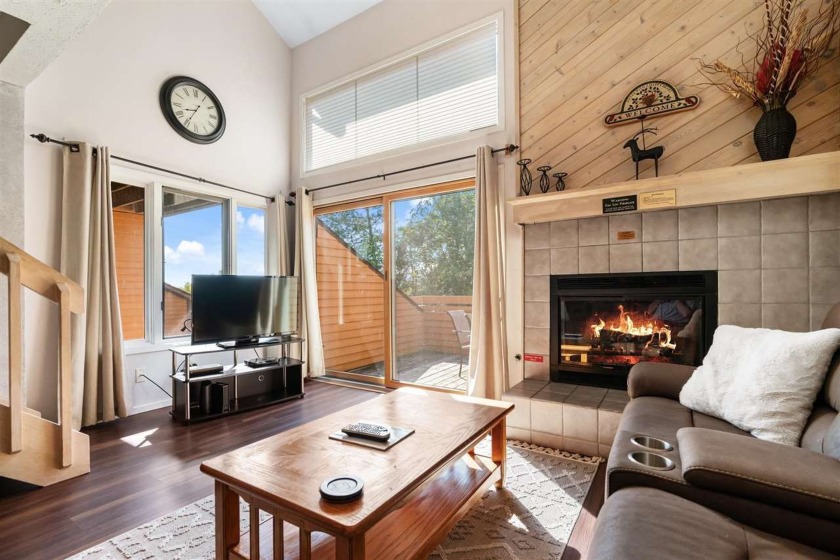 Finish up golf season and get ready for ski season in this - Beach Condo for sale in Harbor Springs, Michigan on Beachhouse.com