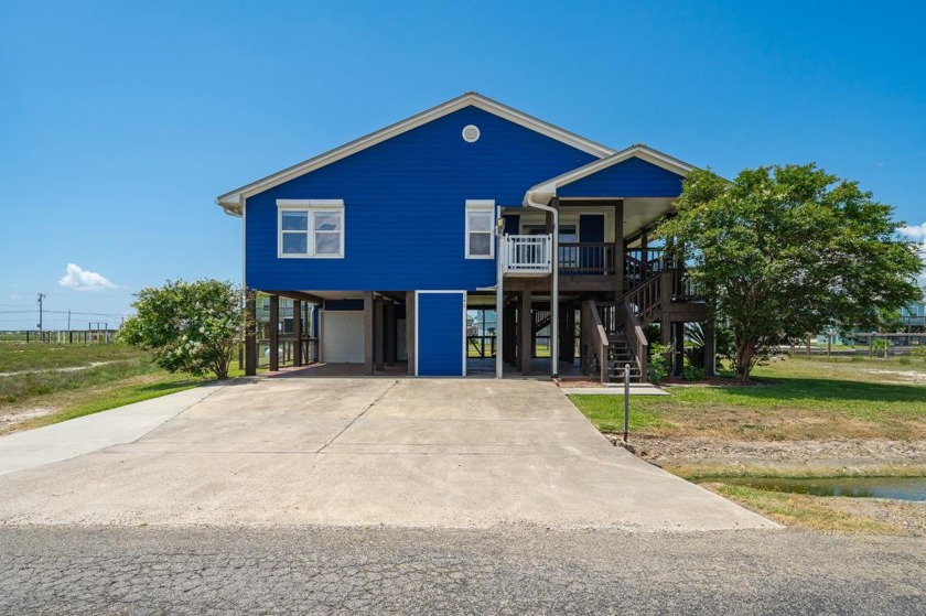 Welcome to the TRUE Fishing community of Holiday Beach Palmetto - Beach Home for sale in Rockport, Texas on Beachhouse.com