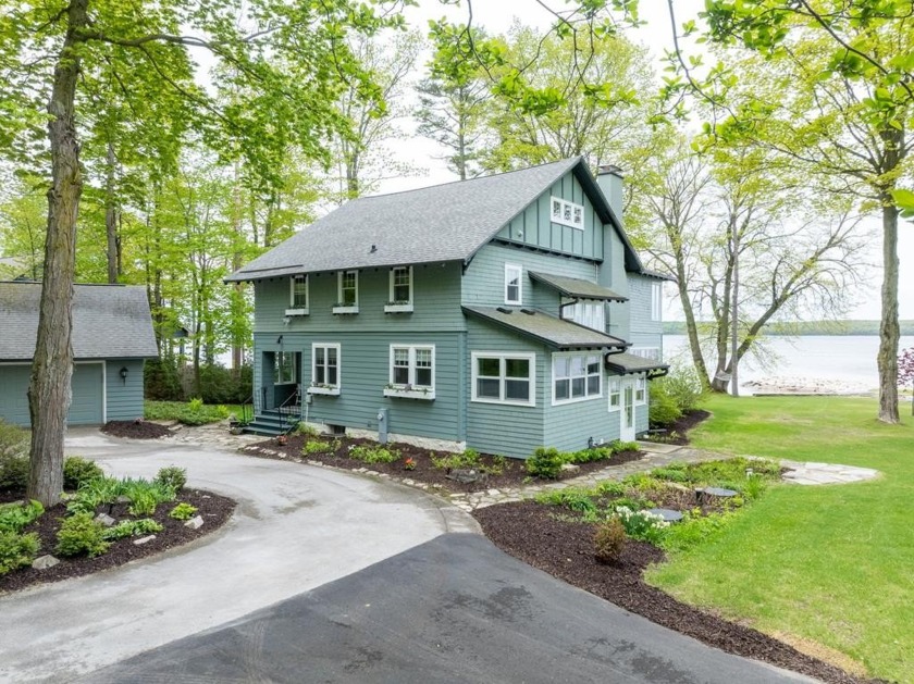 The grace and charm of this historic shorefront home is - Beach Home for sale in Sturgeon Bay, Wisconsin on Beachhouse.com