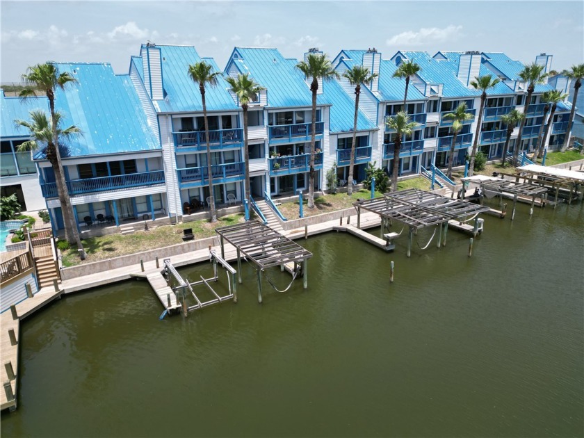 Discover the perfect opportunity for a lucrative short-term - Beach Condo for sale in Corpus Christi, Texas on Beachhouse.com