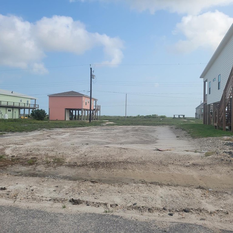 Waterview cleared lot is perfect for your new home. Bring your - Beach Lot for sale in Rockport, Texas on Beachhouse.com