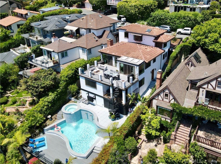 Once in a great while, you'll find a home that blends a perfect - Beach Home for sale in Laguna Beach, California on Beachhouse.com