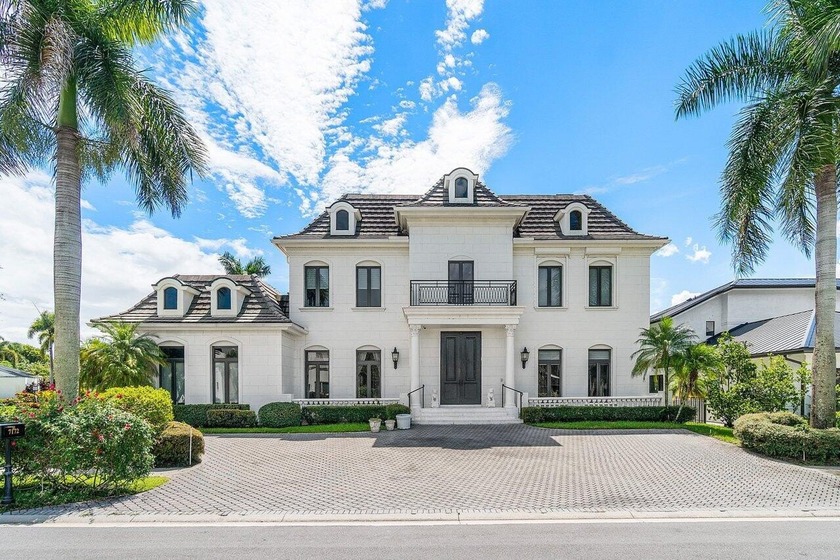 Welcome to this magnificent, National Custom Homes build in the - Beach Home for sale in Boca Raton, Florida on Beachhouse.com