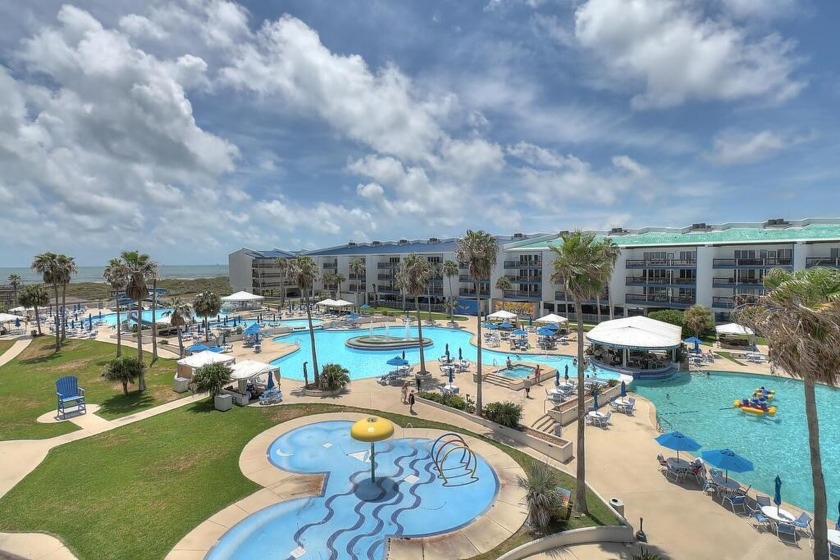 Excellent price for this top floor condo with beautiful Gulf - Beach Condo for sale in Port Aransas, Texas on Beachhouse.com