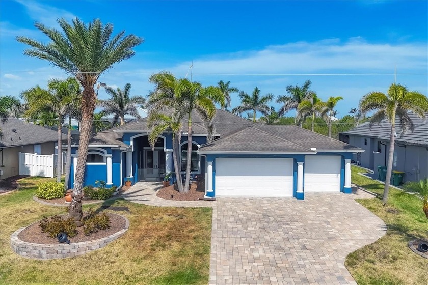 Discover true Gulf-access living in South Gulf Cove, where your - Beach Home for sale in Port Charlotte, Florida on Beachhouse.com