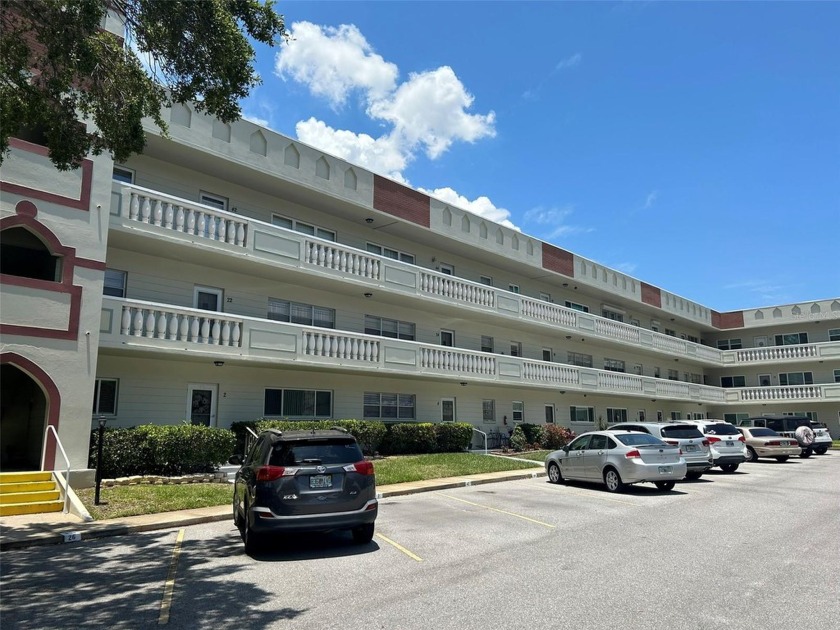 Beyond the threshold of this well-kept 2 bedroom, 2 bathroom - Beach Condo for sale in Clearwater, Florida on Beachhouse.com