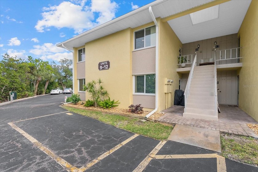 IMPACT GLASS THROUGHOUT!  COMMUNITY HEATED POOL! WATERFRONT! - Beach Condo for sale in Nokomis, Florida on Beachhouse.com
