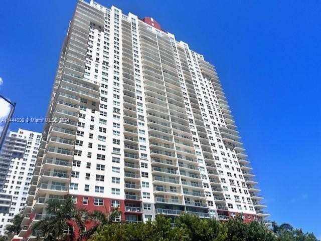 Stunning waterfront condo with an unobstructed, views of the bay - Beach Condo for sale in Miami, Florida on Beachhouse.com