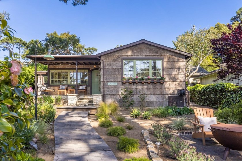 Nestled on an oversized, west-facing sun-drenched lot in - Beach Home for sale in Carmel, California on Beachhouse.com