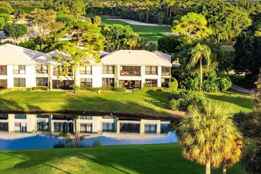 Breathtaking lake and golf course views. Step into this - Beach Condo for sale in Boynton Beach, Florida on Beachhouse.com