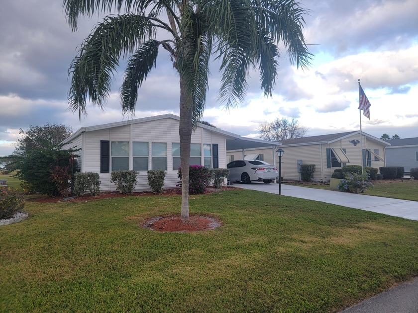 Amazing value Fully furnished Open concept 2/2 on Golf Course in - Beach Home for sale in Port Saint Lucie, Florida on Beachhouse.com