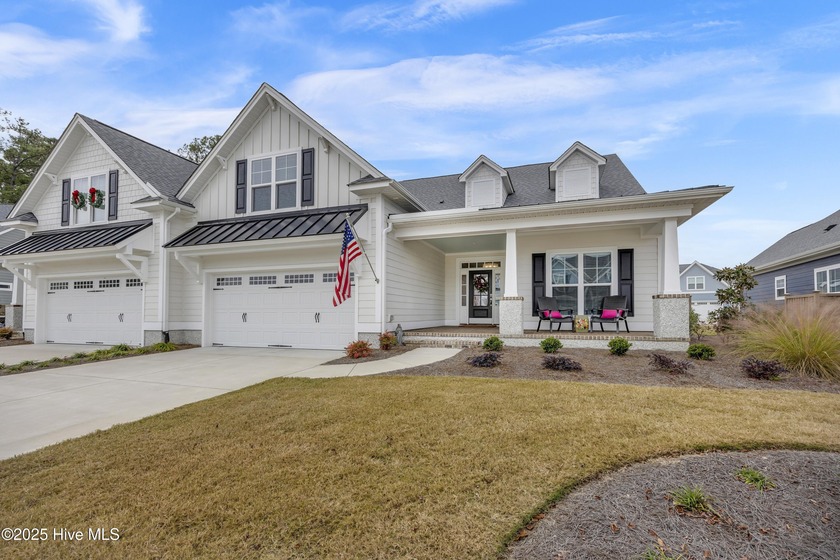 Discover low-maintenance living in this Collington Towns duplex - Beach Townhome/Townhouse for sale in Leland, North Carolina on Beachhouse.com