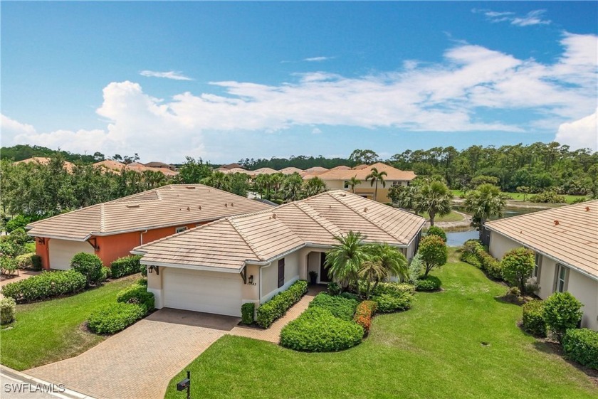 This home has a brand-New Roof! Stunning Panoramic Lake & Golf - Beach Home for sale in Fort Myers, Florida on Beachhouse.com
